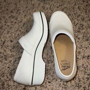 Brand new white Dansko vegan clogs